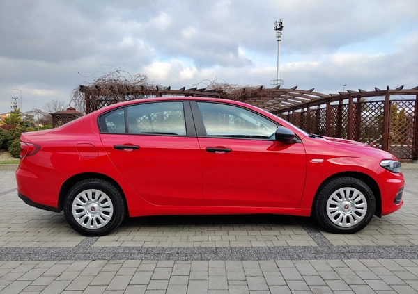 Fiat Tipo cena 41800 przebieg: 70900, rok produkcji 2019 z Rzeszów małe 326